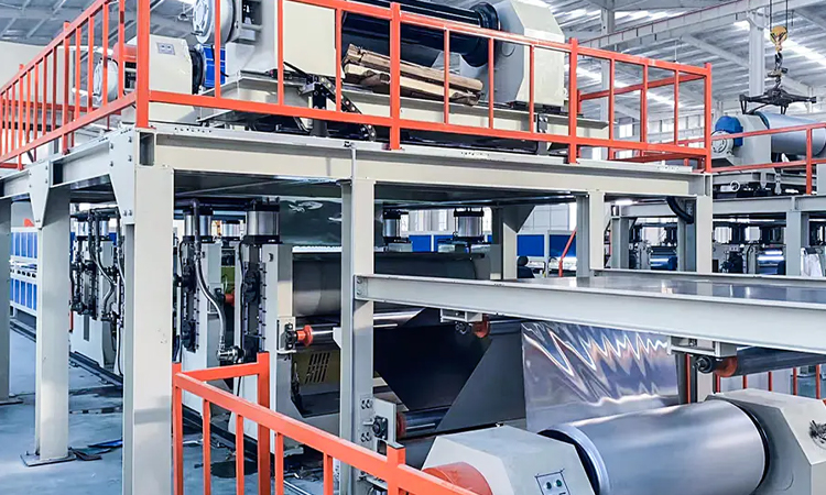 Çok fonksiyonlu kompozit panel üretim hattı